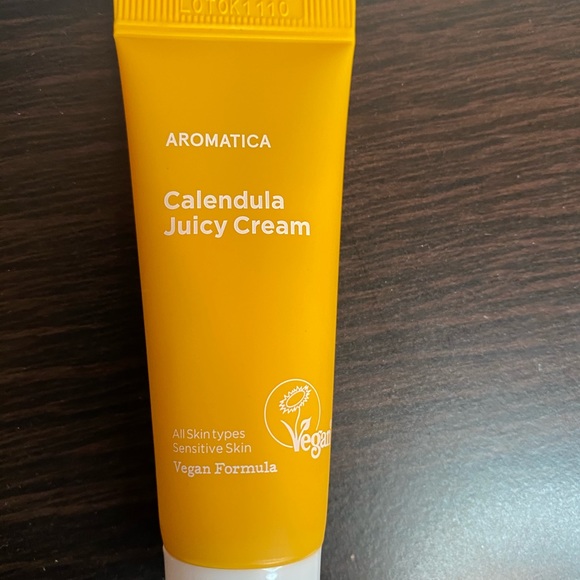 🍎🍎 Ipsy Sample Size Items - Picture 10 of 10